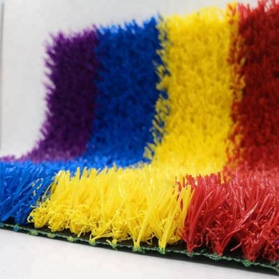 Merah Kuning Biru Ungu Artifisial Anak-anak rumput rumput pelangi landasan pacu Kapadatan 22050 jahitan/sqm