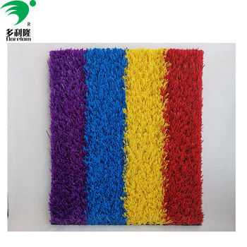 Rumput buatan berwarna merah kuning ungu biru dan merah muda dengan kepadatan 16800