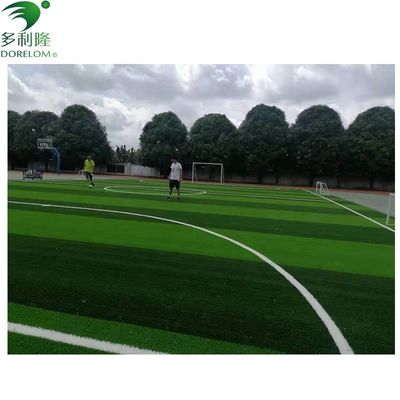 2.2-2.5kg PE Monofilament Artificial Grass untuk Lapangan Sepak Bola awet dan tahan lama