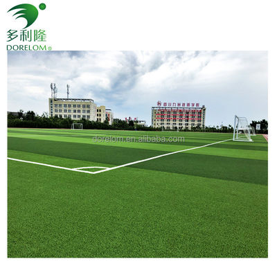 Ketinggian tumpukan 40-60mm dan 10500 jahitan/m2 Sepakbola Rumput buatan untuk Sepakbola