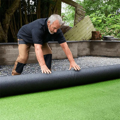 Green Red Hitam Biru Putih 40mm Karpet rumput sintetis Grass Roll untuk dekorasi taman