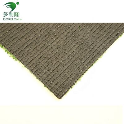 Karpet golf sintetis palsu panjang dengan kepadatan tinggi dan serat keriting PP monofilament PE