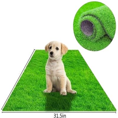 Karpet rumput buatan untuk dekorasi lanskap alam untuk latar belakang luar ruangan dan pernikahan