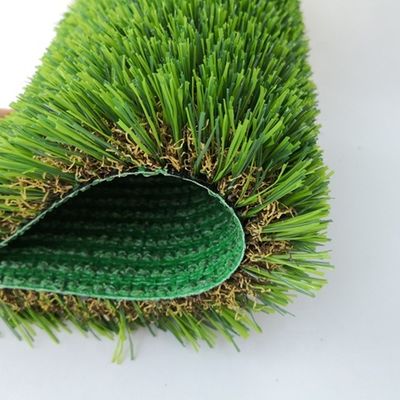 Karpet rumput dengan 16800 jahitan/ kepadatan persegi dan lapisan lateks SBR