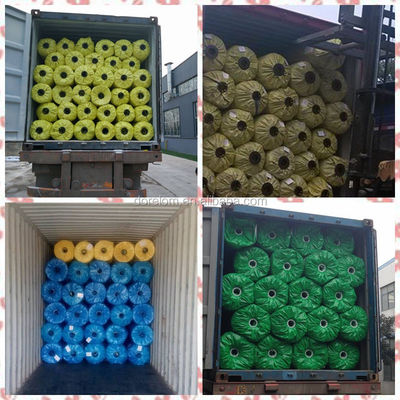 Karpet rumput dengan 16800 jahitan/ kepadatan persegi dan lapisan lateks SBR