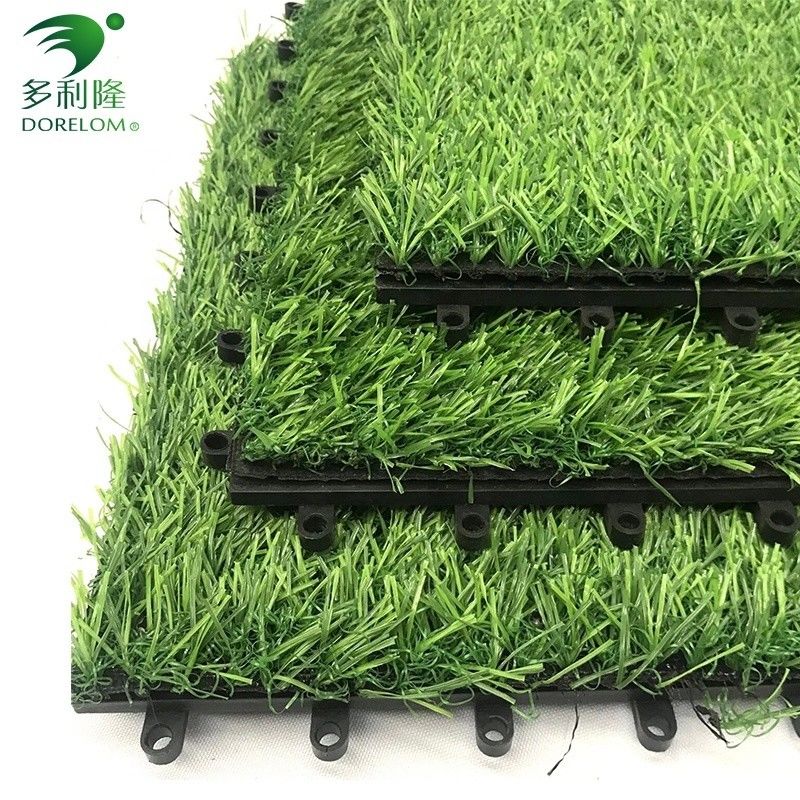 25-60mm Tinggi Tumpukan Jambatan Artificial Grass Interlocking dengan Double PP NET PU Backing